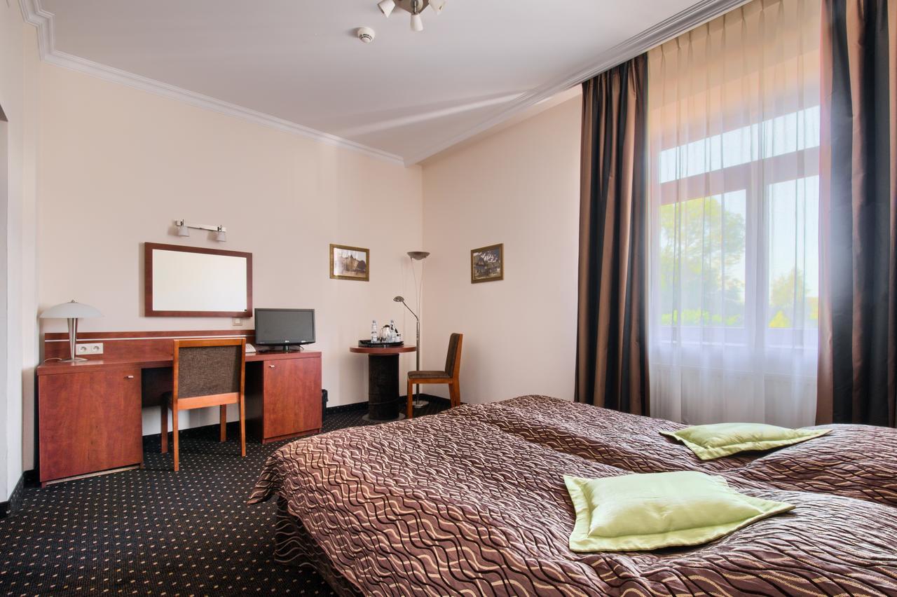 Hotel Sitarska Bilgoraj Exterior photo